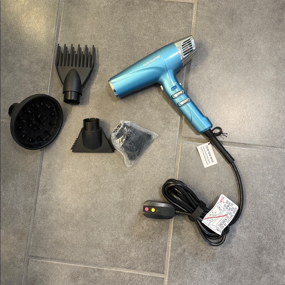 BaBylissPRO Nano Titanium Professional High-Speed Dual Ionic Dryer Free Brushes!